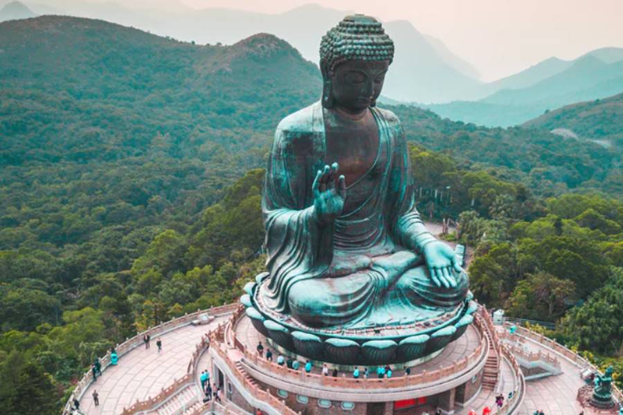 Tian Tan Buddha