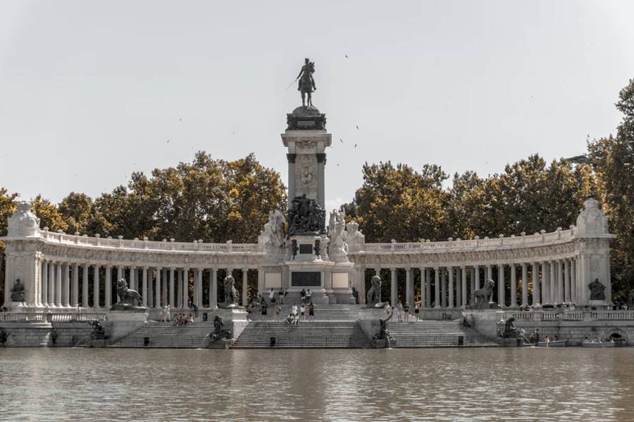 El Retiro Park