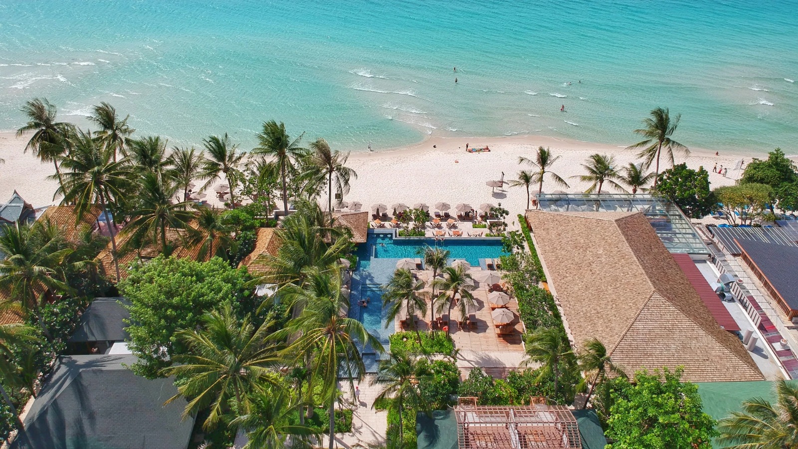 59% Off Koh Samui Beachfront: 5 Nights + Daily Breakfast & Lunch or Dinner + Daily Free-Flow Cocktails Hour & More from $750pp